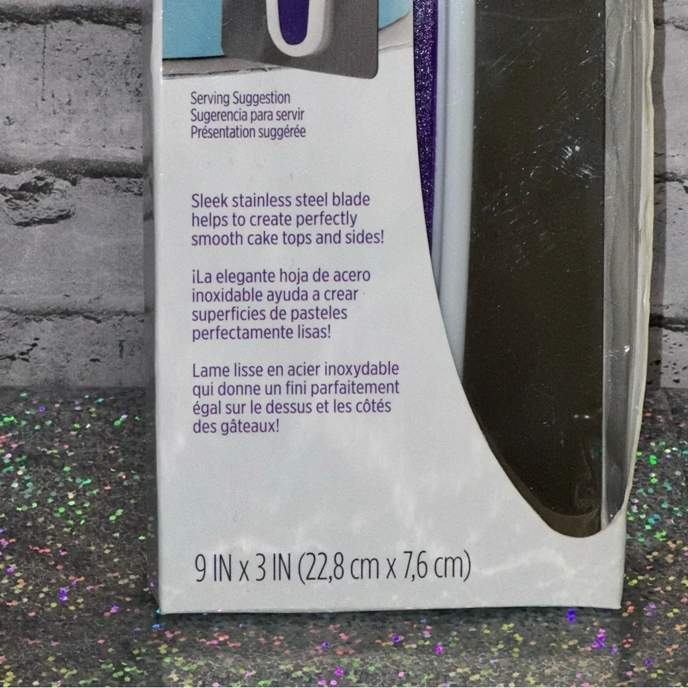Wilton Cake Icing Smoother 9 in X 3 in Stainless Steel NEW IN BOX